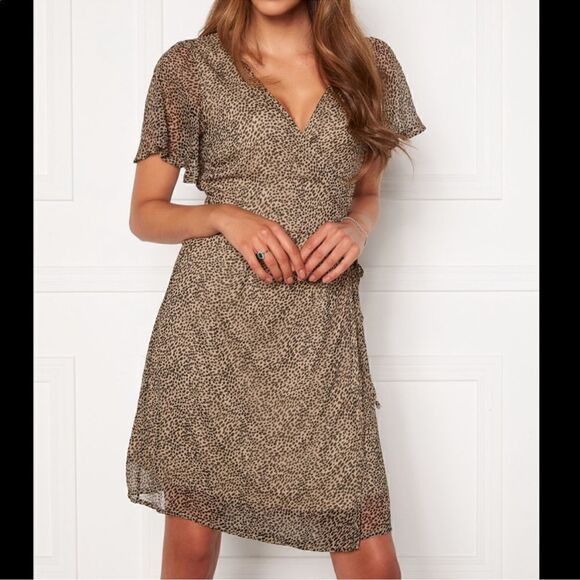 NWT ASOS Vero Moda Wrap Dress Nomad Lola Leopard Cheetah Sz Medium Animal Print - Picture 2 of 11